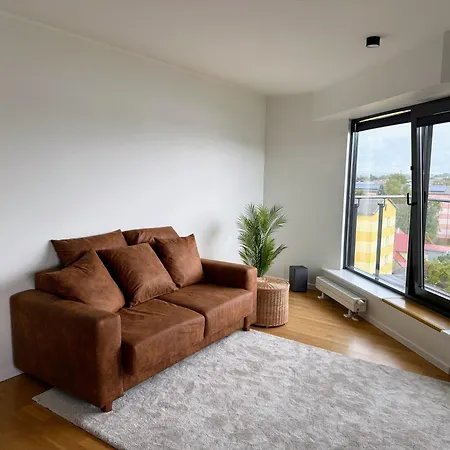 Apartmán Top-floor Retreat With Sea & River Views